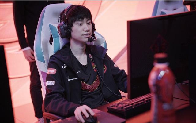 TA：阿森纳前锋哈弗茨在训练中腿筋撕裂 预计将缺席本赛季剩余比赛