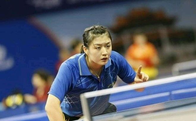 桑普拉斯成为选秀状元魅力超越辛吉斯库娃