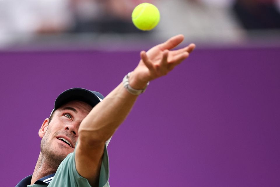 2600万合同可以换任何筹码！天助湖人，这就可以甩掉范德比尔特了