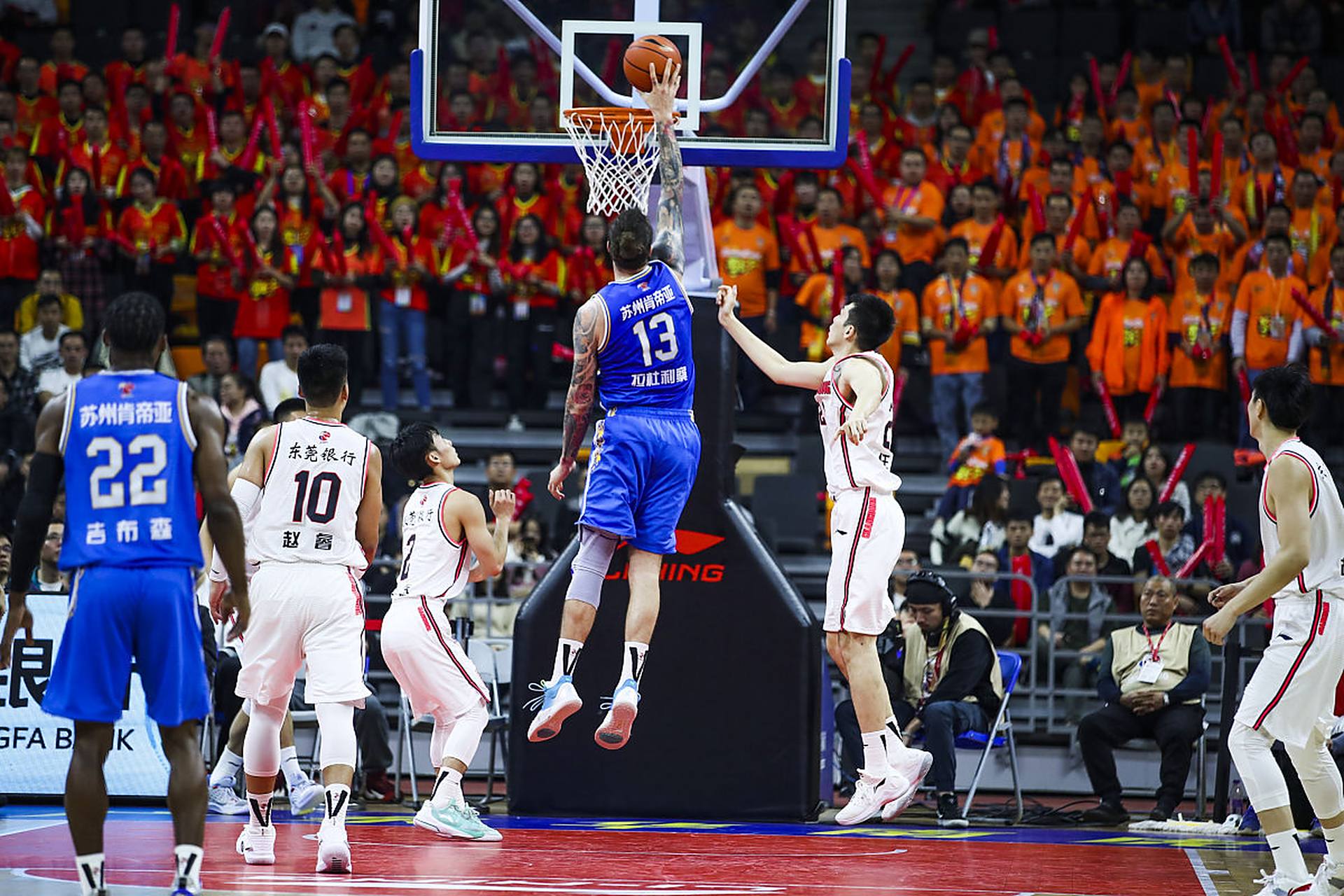 建议围绕三 建议围绕三